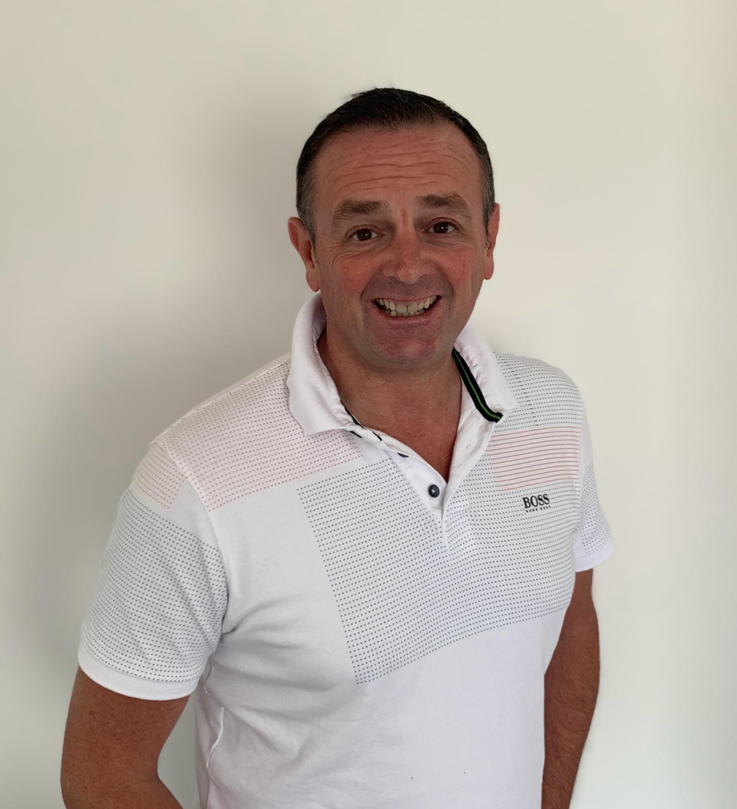 contact steve raymond blinds